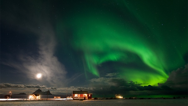 Aystein-Lunde-Ingvaldsen3.jpg from spaceweather.com