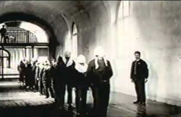 Michel Foucault - Surveiller et punir