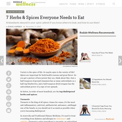 7 Herbs & Spices Everyone Needs to Eat